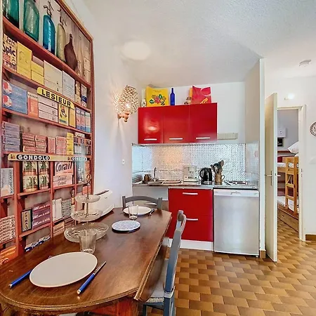 T2 Avec Terrasse Ombragee Proche - 4 Pers, Parking Prive - Fr-1-770-5 Apartment *